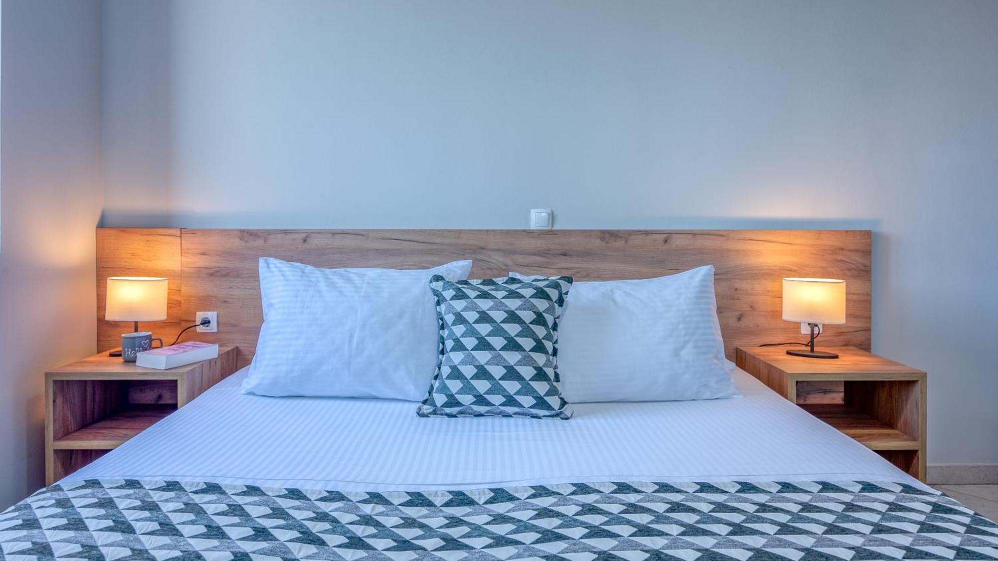 Holiday home Sunbeam Village House- 5min From Falassarna Bch